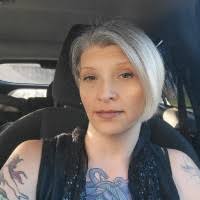 60+ perfiles de «Kristy Howell»