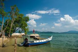 Pangkor island is in perak , on the west coast of peninsular malaysia , about 100 km west of ipoh and halfway between kuala lumpur and penang. How To Travel To Pangkor Island