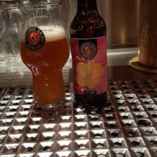 Juice Herkunft Brauerei Schoppebraeu Stil New England Ipa Abv 6 5 Vol Im Glas Prasentiert Sich Mir Dies In 2020 Brauerei Tropische Fruchte Orange Farbe