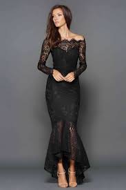 The Best Place To Rent A Dress In Toronto Marchesa Dress Marchesa Black Dress Scalloped Lace Dress
