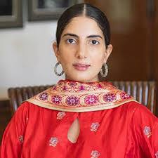 Sanjana Rishi's Instagram, Twitter & Facebook