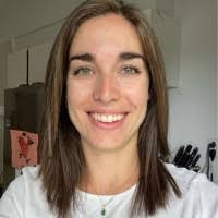 Ariel Pearson's Instagram, Twitter & Facebook