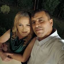 Me çfar logjike parkohet ketu dhe keshtu? 05-990-GB Kosovo Police