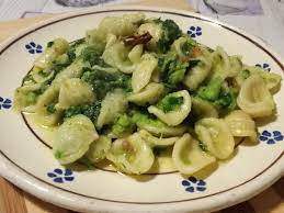 Check spelling or type a new query. Vere Orecchiette Alle Cime Di Rapa Storia E Ricetta Tradizionale