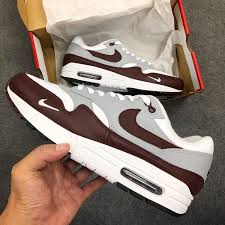 Pin Op Nike Air Max 1