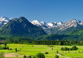 In summer oberstdorf is the perfect location for hiking, mountain biking or climbing. Bavaria Oberstdorf