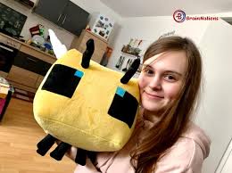 Creating and building a massive world in minecraft means using dozens of different resource types, but three of the most important are diamonds, slimes, and bees. Minecraft Bee Plush Happy Explorer Bee Plush Toy Review