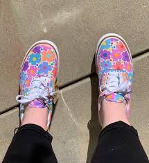 Vans off the wall black white polka dots womens 9.5 sk8 hi shoes. People Are Obsessed With These Color Changing Vans And Now I Need A Pair