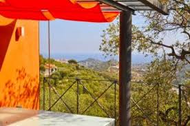Holidu ti permette di scegliere tra numerosi appartamenti, case vacanze in liguria, in qualsiasi stagione. Casa Fiori Casa Vacanze In Liguria Con Vista Sul Mare Liguriamare