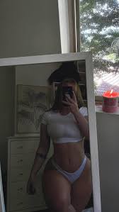 Rule 34 Dev | curvymusclemommy