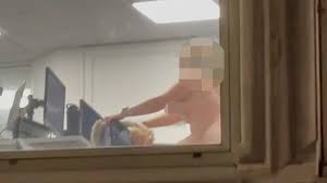 Cringe-inducing moment office workers are caught having sex in full view of  passers-by in central London | Daily Mail Online