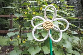 Can you recycle old garden hoses. Don T Throw It Away 8 Creative Ways To Reuse An Old Garden Hose Diy