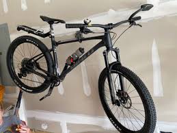 The 2020 giant intrigue 2 womens mountain bike playful trail bike, intrigue, is now available in the lightweight aluxx aluminium version. Fathom 2 2020 Men Trail Bike Giant Bicycles United States