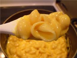 The classic and quintessential comfort food. The Extra Creamy Mac And Cheese Food Recipes Yummy Food