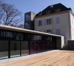 Toile D Araignee A Toulouse Une Realisation De Agence Ar Quo Maison Des Vins Architecte Toulouse Maison Noire