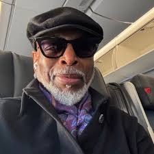 Dan w/ coffee // ☕️ (@_Cruzat)