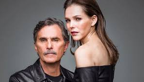 El actor humberto zurita habló sobre epifanio vargas, su personaje en 'la reina del. Ruhm Die Konigin Des Sudens 3 Premiere Der 3 Staffel Auf Telemundo T Nach Welt
