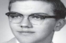 Dennis Scheel's Instagram, Twitter & Facebook