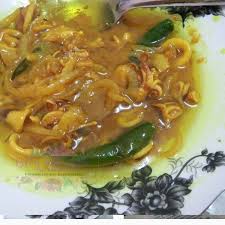 3 biji bawang merah (dihiris nipis). Sotong Goreng Kunyit