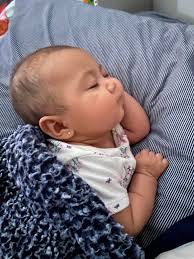 How to remove dust cloud in Sims 4?