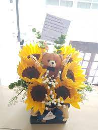 Sunflower Flower Box Flower Arrangements Diy Valentine S Day Gift Baskets Flower Boxes