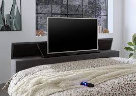 Fernseher schlafzimmer fernseher an der wand im schlafzimmer tv schlafzimmer verstecken tv im schlafzimmer ohne kabel fernseher schlafzimmer fernseher an der. Black Red White Boxspringbett Denver Dietrich Mit Bettkasten Motor Mobel Letz Ihr Online Shop