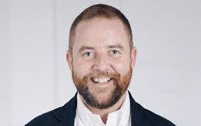 Carl Ratcliff's Instagram, Twitter & Facebook