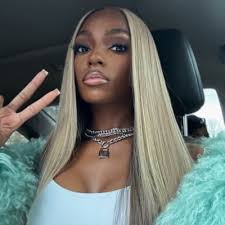 Sky-Lynn Marrie (@skymarrieann)