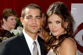 Find the celebrities who have their first name as allen. 11 Bachelor And Bachelorette Contestants Who Have Celebrity Connections Glamour