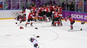 One gold medal is awarded to the student who has achieved the most outstanding academic record as a medals are presented on behalf of the governor general of canada by participating educational. Canada Women Snatch Gold From Usa With Big Rally