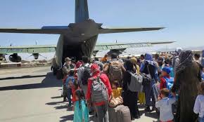 Children are among dozens of people killed and injured in two major explosions outside the airport in afghanistan's capital kabul as dramatic evacuation efforts continue. Ecs48hqqf0kjym