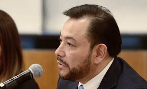 Renuncia diputado Héctor Serrano a PRD pero se queda en GP de San Lázaro