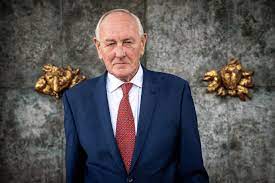 Zij was tevens portefeuillehouder integriteit bij het openbaar ministerie. 54hi1groybargm