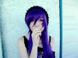 If frumpy, boring styles are the first thing that comes to your mind when you think emo, we're about to introduce you to a brand new world of emo hairstyles. Emo Hair Style Ideas For Girls Be A Punk Rockstar With Cool Hair