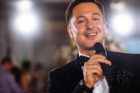 The cream of Moscow's wedding and event MC's