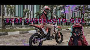 Modif l300 simple# modif l300 simple tapi menarik dan sedikit merubah interior dalam dan menamba sedikit stiker sebagai merubah tampilan#bila ada kesalahan. Supermoto Girl Crf150 L Modif Supermoto Youtube