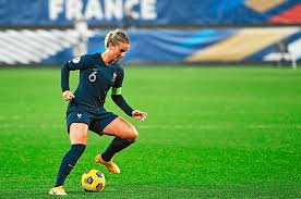 Actualité, matchs et résultats, photos, vidéos, joueuses, palmarès. Equipe De France Feminine Les Bleues Sans Les Lyonnaises Contre Le Kazakhstan A Vannes Equipe De France Feminine Le Telegramme