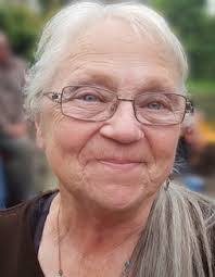 Barbara Ostrander's Instagram, Twitter & Facebook