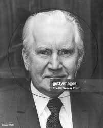 411 Nov 3 1975 Stock Photos, High-Res Pictures, and Images