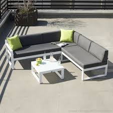 Salon Bas De Jardin Compose De 1 Canape De Jardin 3 Places 1 Banc De Jardin 2 Places 3 Coussins Deco 1 Table De Salon Canape Angle