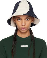 JACQUEMUS 'Le Bob Ovalie' Bucket Hat