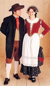 Costume Of Brianza Italy And Mendrisiotto Switzerland And La Raggiera Italian Outfits Italian Traditional Dress Traditional Outfits