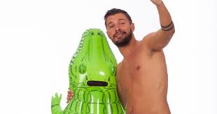 Les marseillais s'envolent à l'autre bout du monde et posent leurs valises en australie. Kevin Les Marseillais Choques Par Son Attitude Envers Carla Des Internautes Alertent Le Csa Purebreak