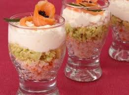 Petits Verres D Avocat Au Saumon Et A La Feta Recette Verrine Fraicheur Recette Verrine Carre Frais