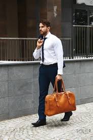The garment weekender was designed for the overnight trip, weekend getaway, or business trip. Cognac Leather Men S Weekend Bag Hamilton Light Brown Bags Weekend Bags Solier Gold Travel Bags Solier Sklep Internetowy Meskie Torby Na Ramie Skorzane Aktowki Torby Na Laptop Teczki Akcesoria Meskie