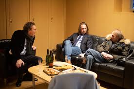 Le directeur de publication de l'hebdomadaire valeurs actuelles, yves de kerdrel, a indiqué refuser le «déni de réalité» pour justifier son dossier publié dans le journal intitulé «roms l'overdose» après sa. En Images Revivez La Grande Soiree De Valeurs Actuelles Sur L Europe Valeurs Actuelles