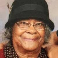 Edna Arrington's Instagram, Twitter & Facebook