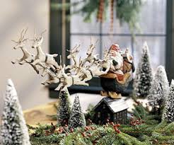 Look here for some of the easiest christmas centerpiece ideas. 50 Great Easy Christmas Centerpiece Ideas Digsdigs