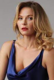 TANGLES AND KNOTS Press Kit