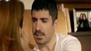 Este creat de avsar, fiind difuzat pe canalul fox din turcia. Trandafirul Negru Episodul 1 Sezonul 1 Youtube